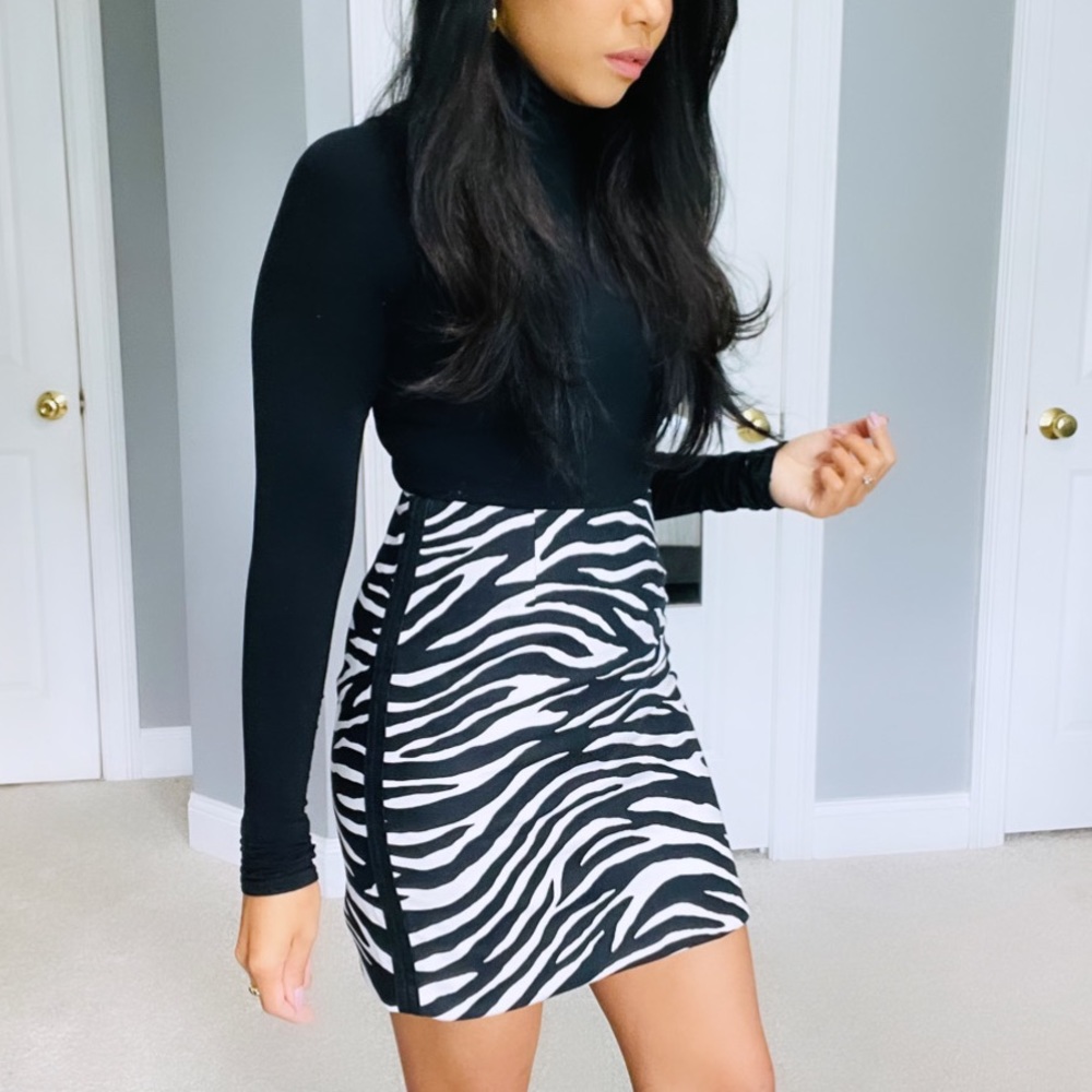White House Black Market | Black White Zebra Animal Print High Waist Mini Skirt - Picture 10 of 13